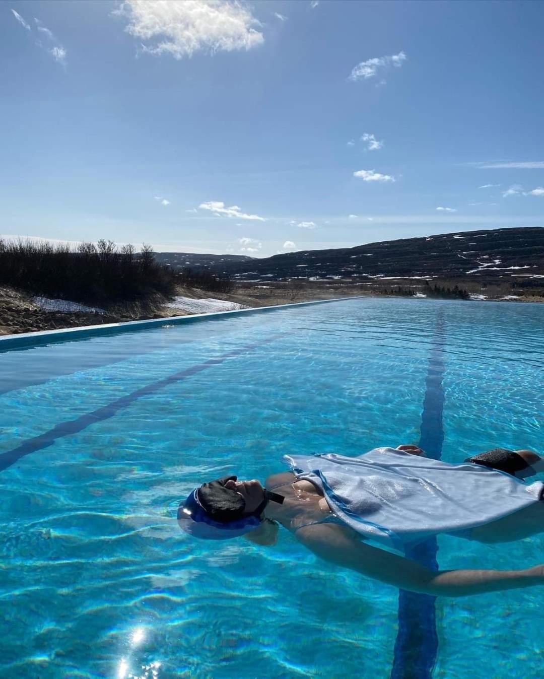 Hotel Laugarholl With Natural Hot Spring Holmavik Buitenkant foto