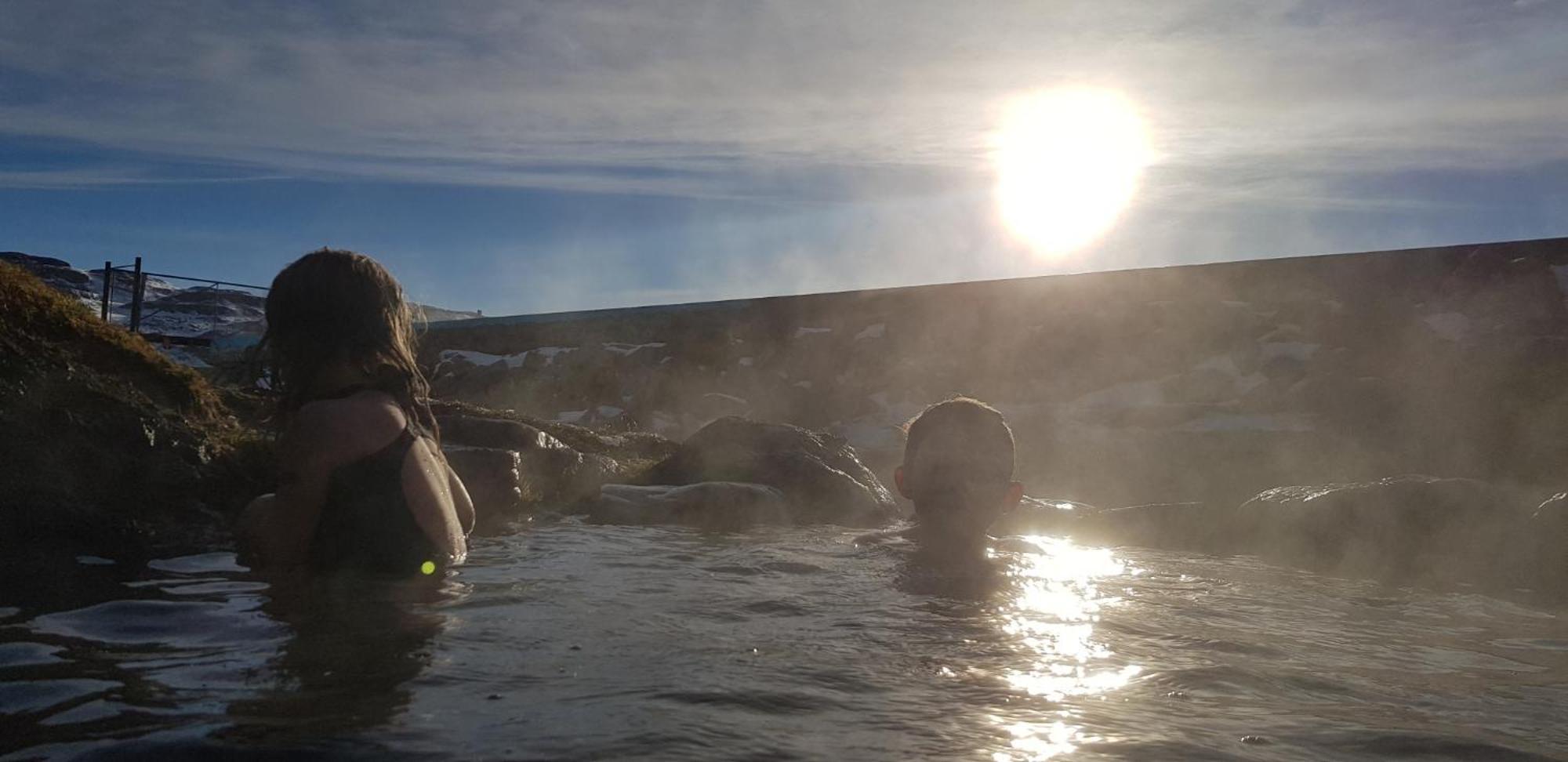 Hotel Laugarholl With Natural Hot Spring Holmavik Buitenkant foto