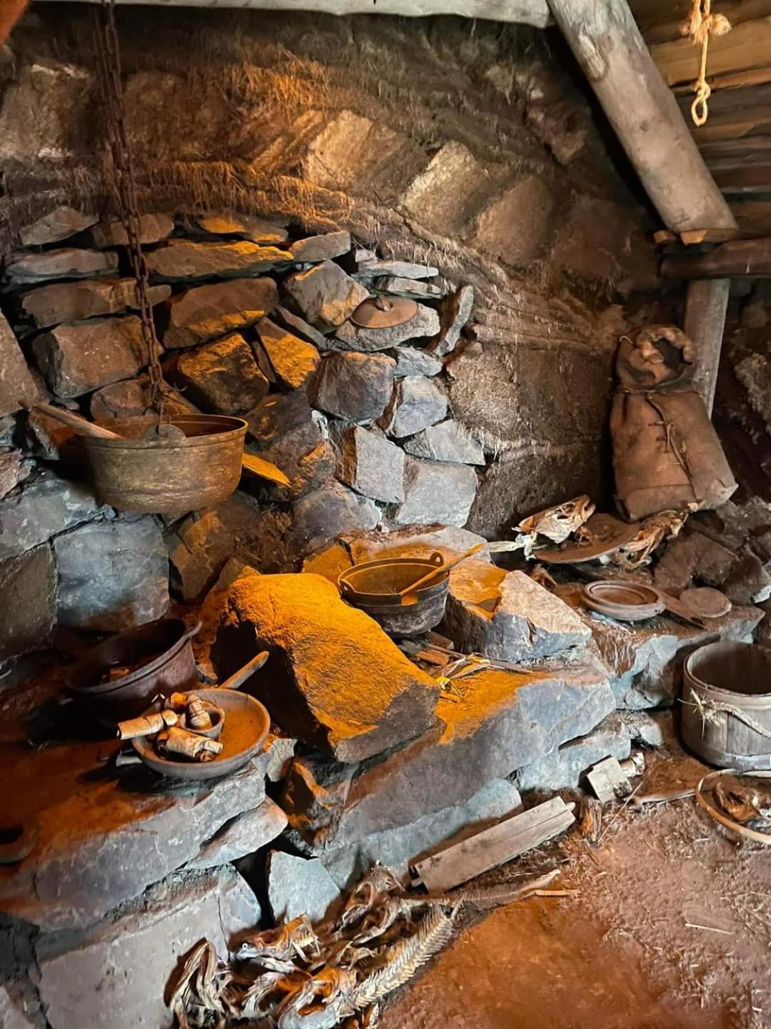 Hotel Laugarholl With Natural Hot Spring Holmavik Buitenkant foto