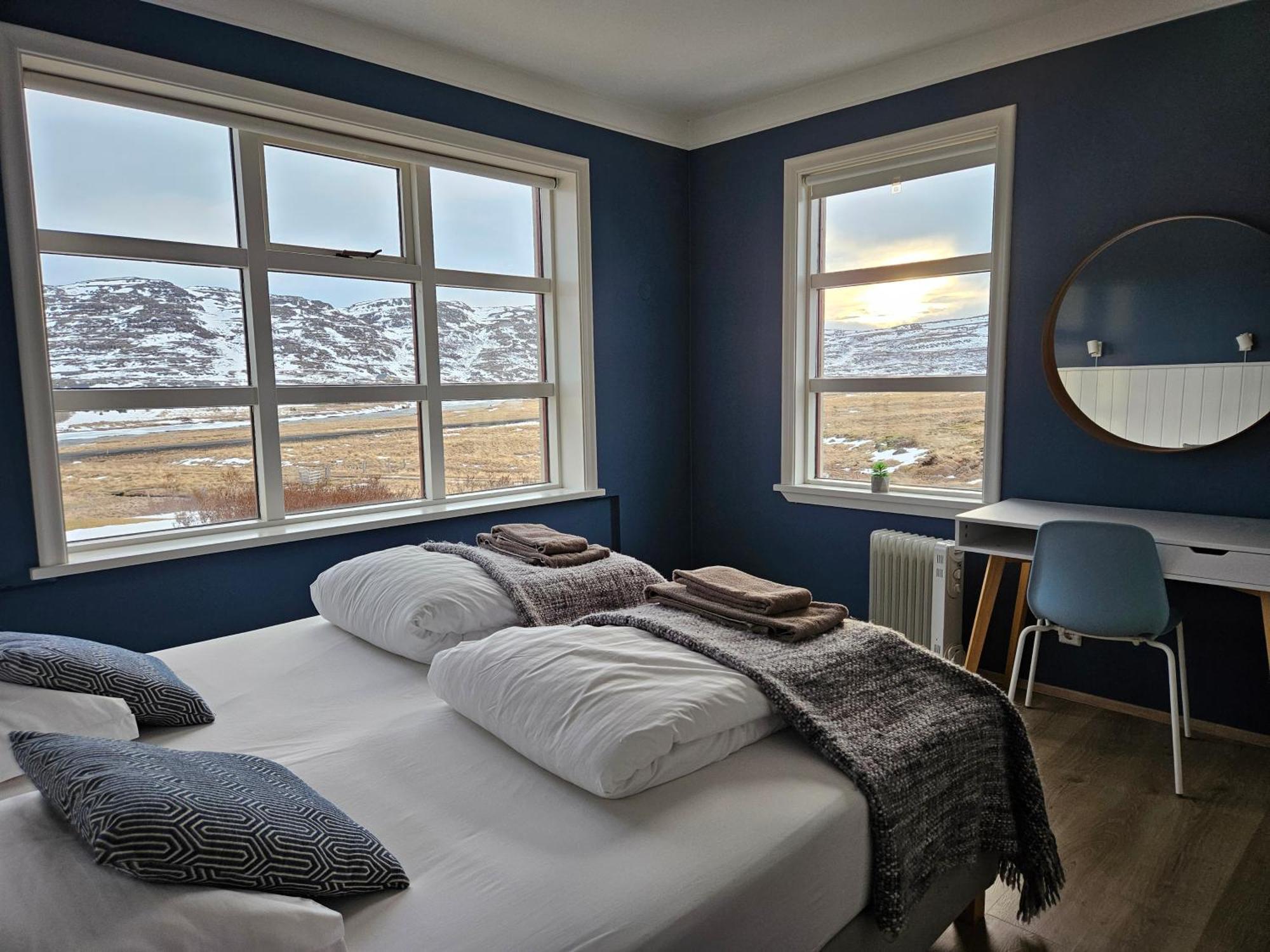 Hotel Laugarholl With Natural Hot Spring Holmavik Buitenkant foto