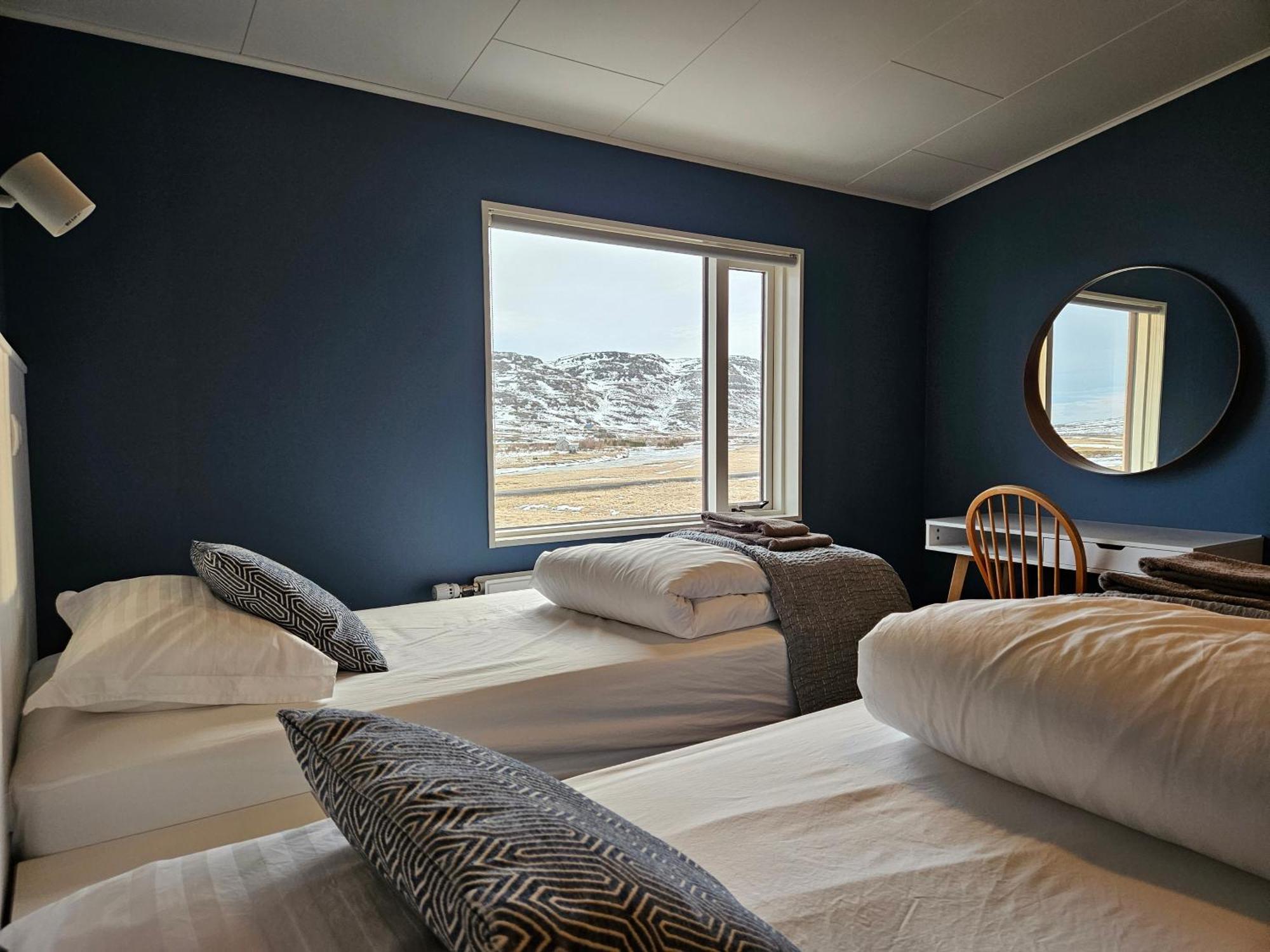 Hotel Laugarholl With Natural Hot Spring Holmavik Buitenkant foto